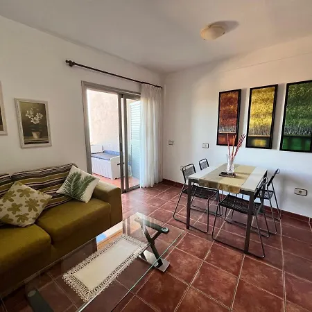 Seafront Medano Marina View Apartment *