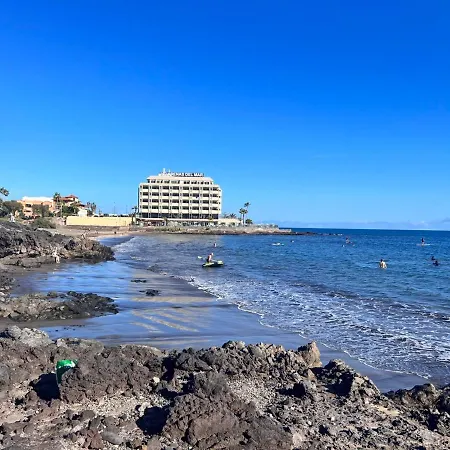 Seafront Medano Marina View アパート エル・メダノ