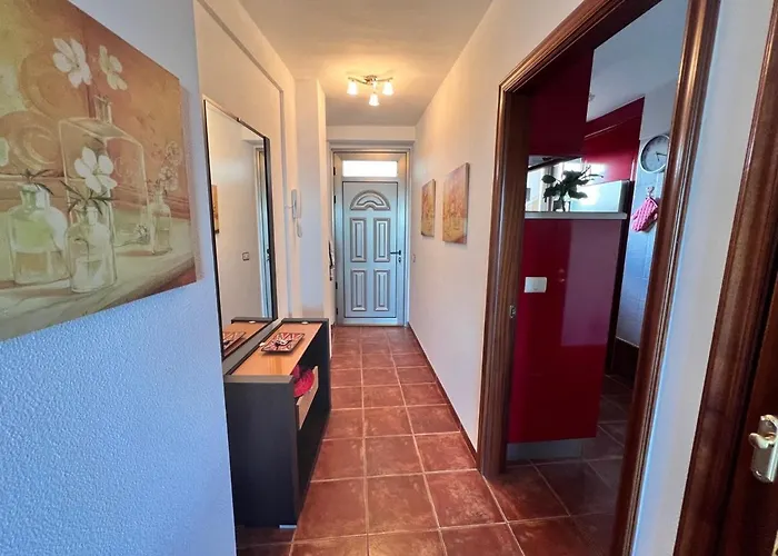 Seafront Medano Marina View شقة *